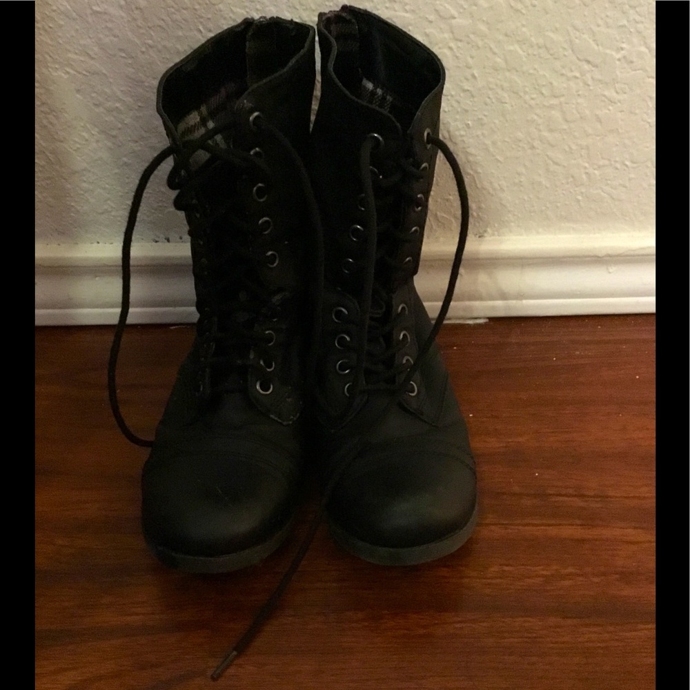 Grunge boots